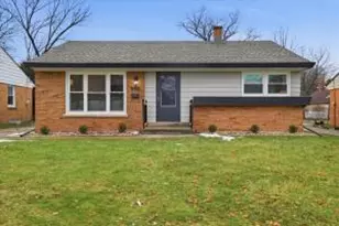 555 Robertson St, Wauwatosa, WI 53213 - Photo 1