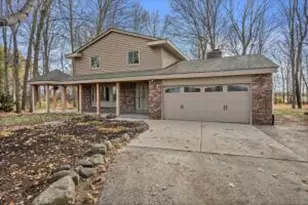 11693 Sherman Rd, Cedarburg, WI 53012 - Photo 1