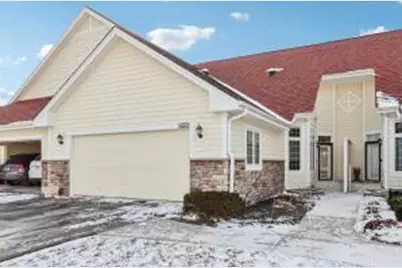 4041 S Fohr Dr, New Berlin, WI 53151 - Photo 1