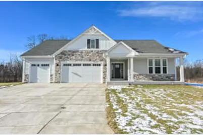 N75W17838  Woody Ln, Menomonee Falls, WI 53051 - Photo 1