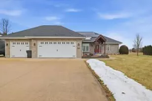 S88W35412 Eagle Terrace, Eagle, WI 53119 - Photo 1