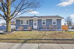 6421 59th Ave, Kenosha, WI 53142 - Photo 1