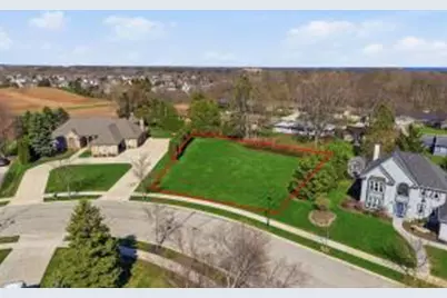 312  Regatta Dr, Port Washington, WI 53074 - Photo 1
