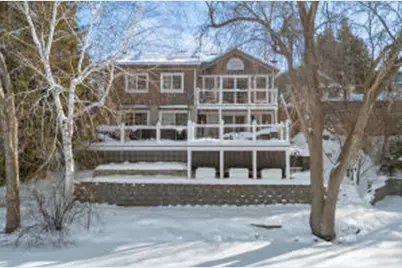 5523  Peninsula Dr, West Bend, WI 53095 - Photo 1