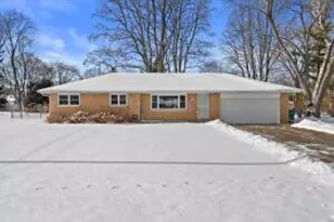 W152N5519 Beaver Dr, Menomonee Falls, WI 53051 - Photo 1