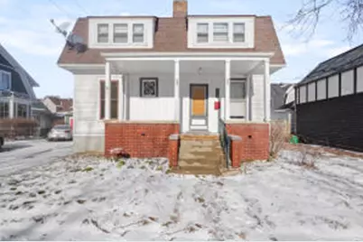 510  De Koven Ave, Racine, WI 53403 - Photo 1