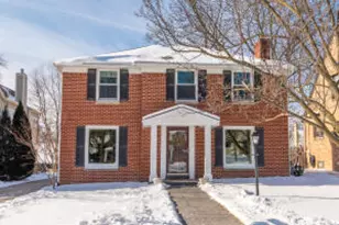 2551 N 81st St, Wauwatosa, WI 53213 - Photo 1