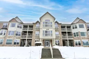 6995 S Riverwood Blvd, Franklin, WI 53132 - Photo 1