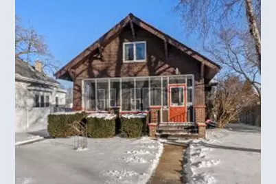 923 N 8th St, Manitowoc, WI 54220 - Photo 1