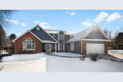 8086 S Meadowcreek Ct, Franklin, WI 53132 - Photo 1