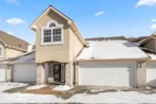 9155 W Elm Ct, Franklin, WI 53132 - Photo 1