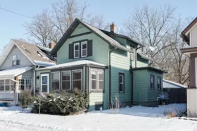 207 N Prairie Ave, Waukesha, WI 53186 - Photo 1