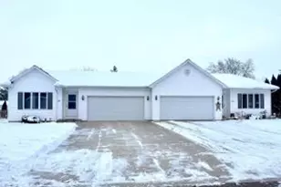 308 S 5th St, Reedsville, WI 54230 - Photo 1