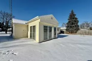 609 N Cedar St, Horicon, WI 53032 - Photo 20