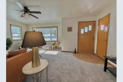 609 N Cedar St, Horicon, WI 53032 - Photo 18