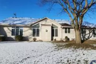 8098 S Meadowcreek Ct, Franklin, WI 53132 - Photo 52