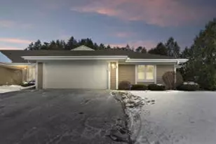 7508 W Mequon Square Dr, Mequon, WI 53092 - Photo 1