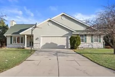 7170 S Countryside Dr, Franklin, WI 53132 - Photo 1