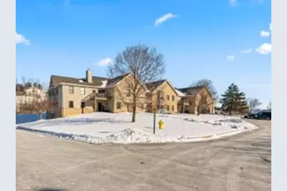 952  Oconomowoc Pkwy, Oconomowoc, WI 53066 - Photo 1