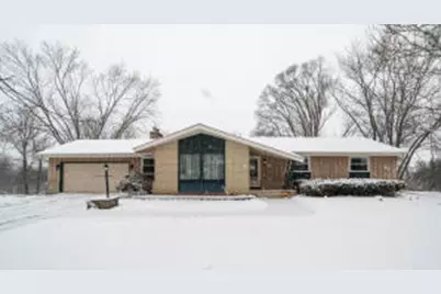 W136N8741  Esquire Rd, Menomonee Falls, WI 53051 - Photo 1