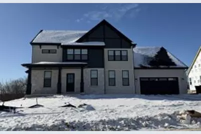 1350  Scotsland Ln, Oconomowoc, WI 53066 - Photo 1