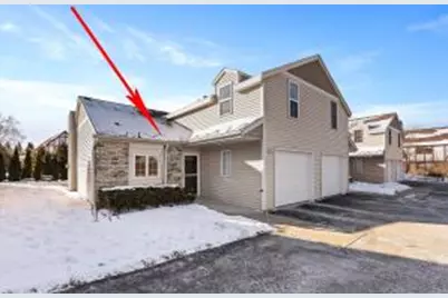 W68N915  Washington Ave, Cedarburg, WI 53012 - Photo 1