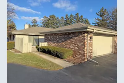 11025 N Balsam Tree Ct, Mequon, WI 53092 - Photo 1