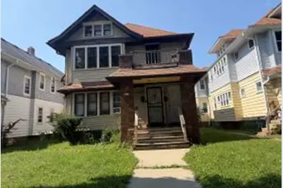 2919 N 47th St #2921, Milwaukee, WI 53210 - Photo 1