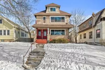 4418 N Bartlett Ave, Shorewood, WI 53211 - Photo 1