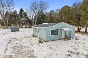 331 E Washington Ave, Cleveland, WI 53015 - Photo 1