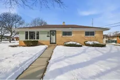 W150N8239  Saxony Dr, Menomonee Falls, WI 53051 - Photo 1
