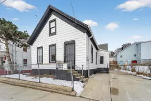 802 Prospect St, Racine, WI 53404 - Photo 1