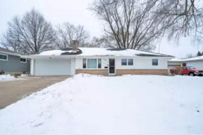 813 N Moreland Blvd, Waukesha, WI 53188 - Photo 1