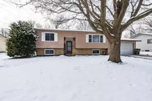 204 Irene Pl, Holmen, WI 54636 - Photo 1