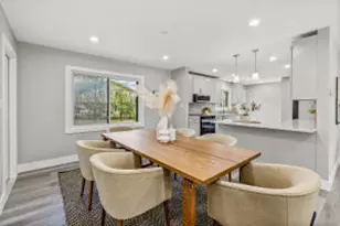 250 W Suburban Ct, Fox Point, WI 53217 - Photo 6