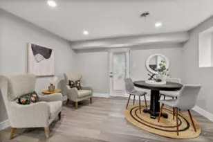 250 W Suburban Ct, Fox Point, WI 53217 - Photo 22