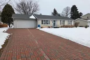 609 Madison Dr, Delavan, WI 53115 - Photo 1