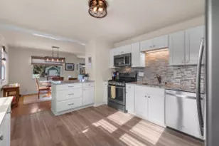 102 S Highland Ave, Thiensville, WI 53092 - Photo 1