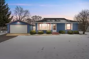 W262S3212 Ridge Rd, Waukesha, WI 53189 - Photo 1