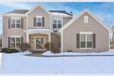955  Dana Ln, Waukesha, WI 53189 - Photo 1