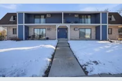 3195 W Mangold Ave, Greenfield, WI 53221 - Photo 1