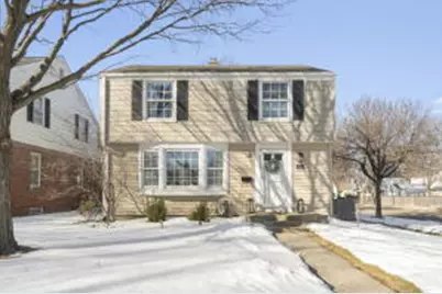 5281 N Kent Ave, Whitefish Bay, WI 53217 - Photo 1