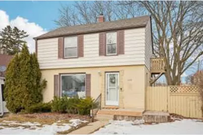 5320 W Melvina St, Milwaukee, WI 53216 - Photo 1