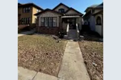 1642 S Layton Blvd, Milwaukee, WI 53215 - Photo 1