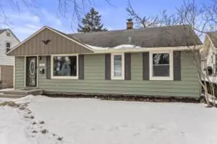 3471 N 96th St, Milwaukee, WI 53222 - Photo 1