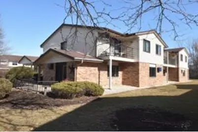 4502 S Greenridge Cir, Greenfield, WI 53220 - Photo 1
