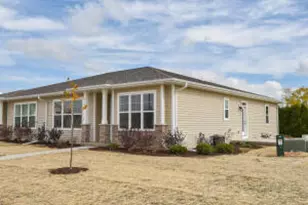 615 Hunter Oaks Blvd, Watertown, WI 53094 - Photo 1