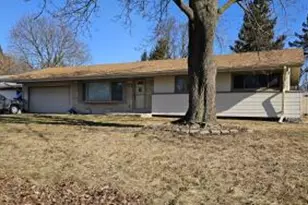 7710 N Edgeworth Dr, Milwaukee, WI 53223 - Photo 1