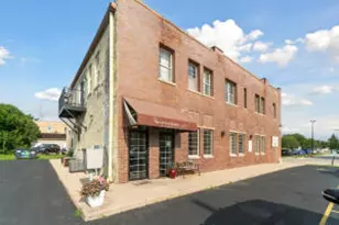 1109 55th St, Kenosha, WI 53140 - Photo 1