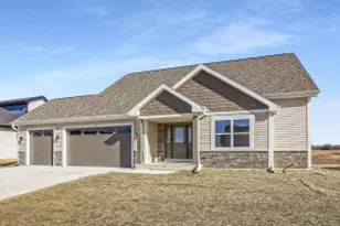 1364 Periwinkle Pass, Oconomowoc, WI 53066 - Photo 1